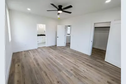 2818 E 22nd Street #3, Austin, TX 78722 - Photo 7