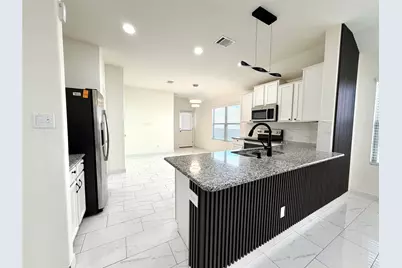 216 Star Pass, Jarrell, TX 76537 - Photo 9