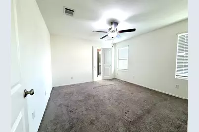 216 Star Pass, Jarrell, TX 76537 - Photo 15