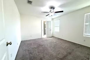 216 Star Pass, Jarrell, TX 76537 - Photo 15