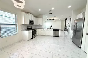 216 Star Pass, Jarrell, TX 76537 - Photo 13