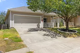 2002 Charlotte Estates Dr, Austin, TX 78744 - Photo 3