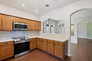2002 Charlotte Estates Dr, Austin, TX 78744 - Photo 19