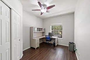 2002 Charlotte Estates Dr, Austin, TX 78744 - Photo 31