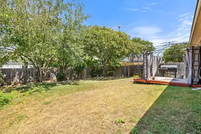 2002 Charlotte Estates Drive, Austin, TX 78744 - Photo 35