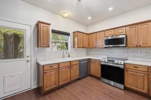 2002 Charlotte Estates Dr, Austin, TX 78744 - Photo 17