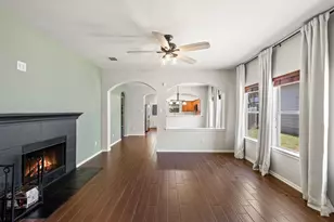 2002 Charlotte Estates Dr, Austin, TX 78744 - Photo 5