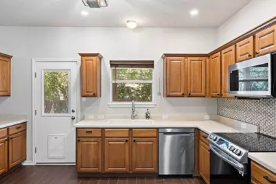 2002 Charlotte Estates Drive, Austin, TX 78744 - Photo 17