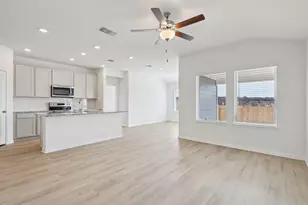 144 Woodbrook Dr, Georgetown, TX 78674 - Photo 3