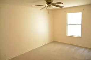 112 G Sandstone Dr, Jarrell, TX 76537 - Photo 11