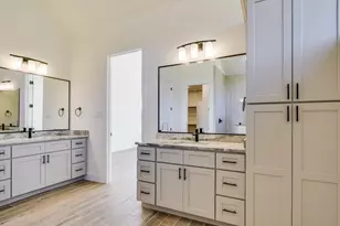 718 Indian Paint Blvd, Horseshoe Bay, TX 78657 - Photo 17