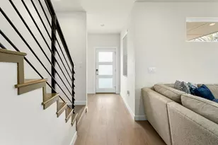 913 Valdez St, Austin, TX 78741 - Photo 11