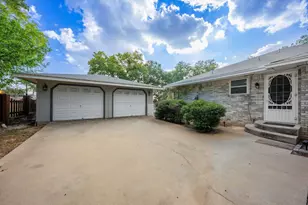 105 Cristol Dr, Fredericksburg, TX 78624 - Photo 21