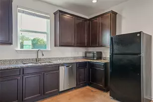 803 Hallie Cove, Lockhart, TX 78644 - Photo 5