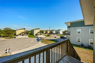 803 Hallie Cove, Lockhart, TX 78644 - Photo 17