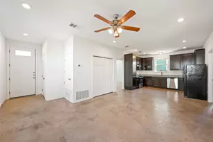 803 Hallie Cove, Lockhart, TX 78644 - Photo 7