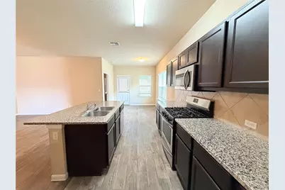 225 Cibolo Creek Drive, Kyle, TX 78640 - Photo 9