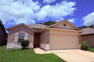 225 Cibolo Creek Dr, Kyle, TX 78640 - Photo 1