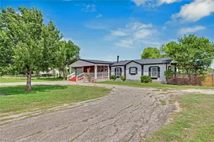 313 Rolling Meadows Ln, Kyle, TX 78640 - Photo 1