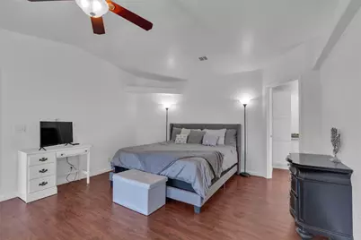 313 Rolling Meadows Lane, Kyle, TX 78640 - Photo 13