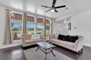 313 Rolling Meadows Ln, Kyle, TX 78640 - Photo 5