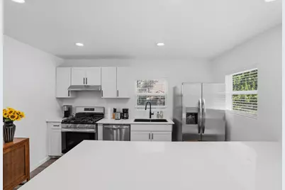 3501 Grayson Lane, Austin, TX 78722 - Photo 11
