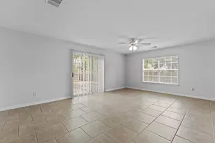 551 Whispering Hollow Dr, Kyle, TX 78640 - Photo 7