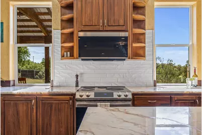 23802 Oscar Road, Spicewood, TX 78669 - Photo 13