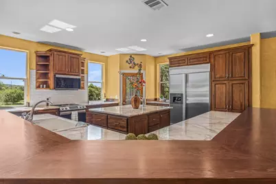 23802 Oscar Road, Spicewood, TX 78669 - Photo 11