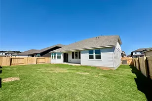 541 Banff Dr, Kyle, TX 78640 - Photo 5