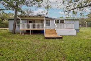 114 Fealy Rd, Red Rock, TX 78662 - Photo 11