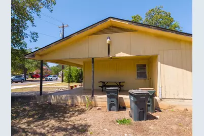 407 W 3rd Street, Georgetown, TX 78626 - Photo 7