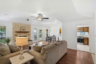 306 Woodstone Dr, Georgetown, TX 78628 - Photo 11