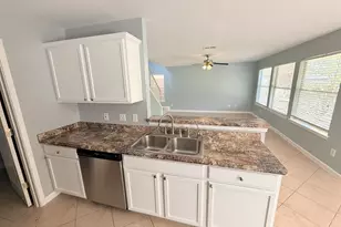 12900 James Madison St, Manor, TX 78653 - Photo 9