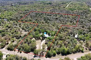 541 Hidden Oaks Dr, Elgin, TX 78621 - Photo 3