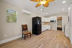 541 Hidden Oaks Dr, Elgin, TX 78621 - Photo 29