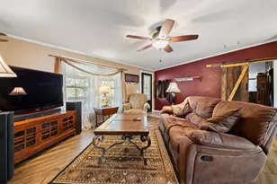 541 Hidden Oaks Dr, Elgin, TX 78621 - Photo 7