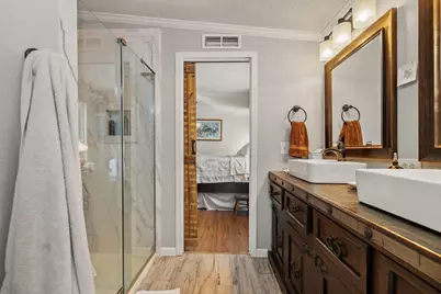 541 Hidden Oaks Drive, Elgin, TX 78621 - Photo 13