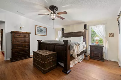 541 Hidden Oaks Drive, Elgin, TX 78621 - Photo 19