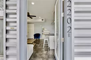 2202 Willow St, Austin, TX 78702 - Photo 3