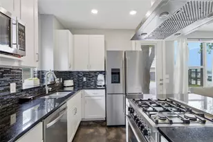 2202 Willow St, Austin, TX 78702 - Photo 7