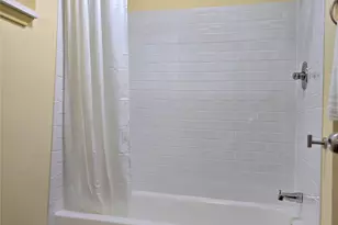 429 N Main St, Rockdale, TX 76567 - Photo 19