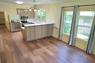 429 N Main St, Rockdale, TX 76567 - Photo 11