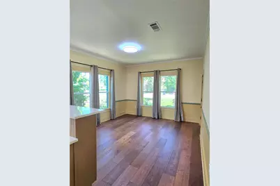 429 N Main Street, Rockdale, TX 76567 - Photo 7