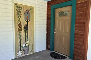 429 N Main St, Rockdale, TX 76567 - Photo 5