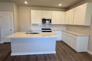 245 Red Tail Hawk Ln, Cedar Creek, TX 78612 - Photo 5