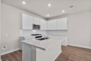 245 Red Tail Hawk Ln, Cedar Creek, TX 78612 - Photo 7