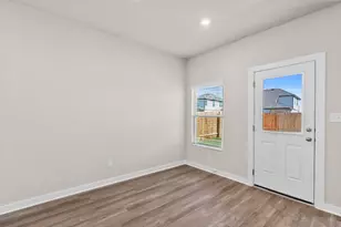 245 Red Tail Hawk Ln, Cedar Creek, TX 78612 - Photo 11