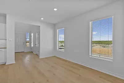 109 Hatari Trail, Jarrell, TX 76537 - Photo 7