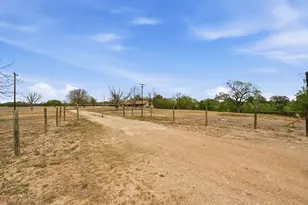 3500 Scull Rd, Martindale, TX 78655 - Photo 9